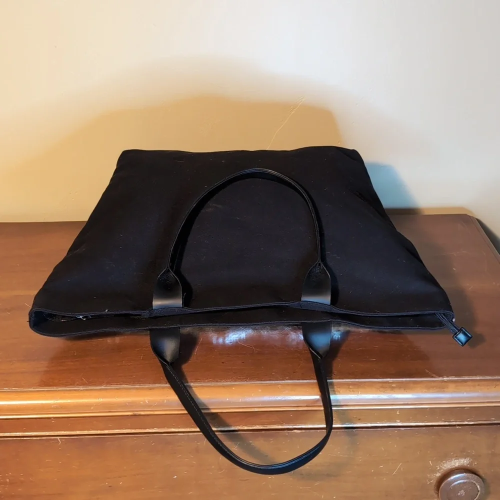 Victoria's Secret Sequin Black & Silver Classic Logo Travel Tote Zipper Top - Picture 8 of 11